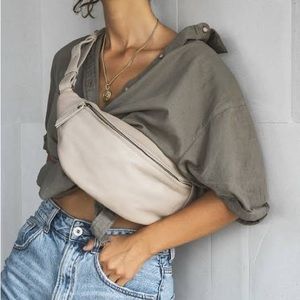 Derek Alexander ~ Central Park Hip Bag